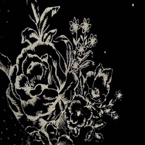 Jonathan Martin 100% Silk Floral Top Size Medium - Picture 9 of 11